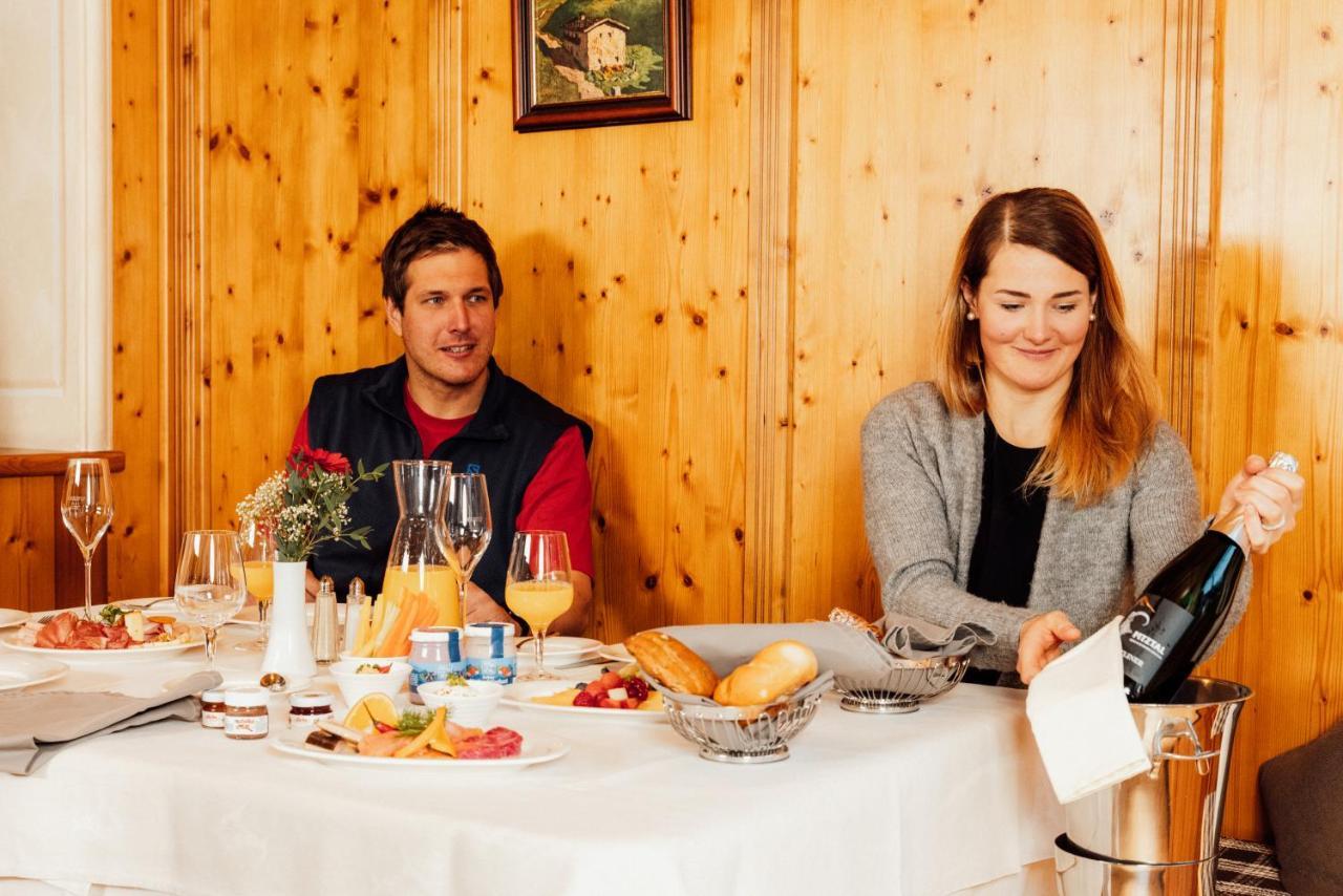 Hotel Mittagskogel Pitztal Sankt Leonhard im Pitztal Ngoại thất bức ảnh