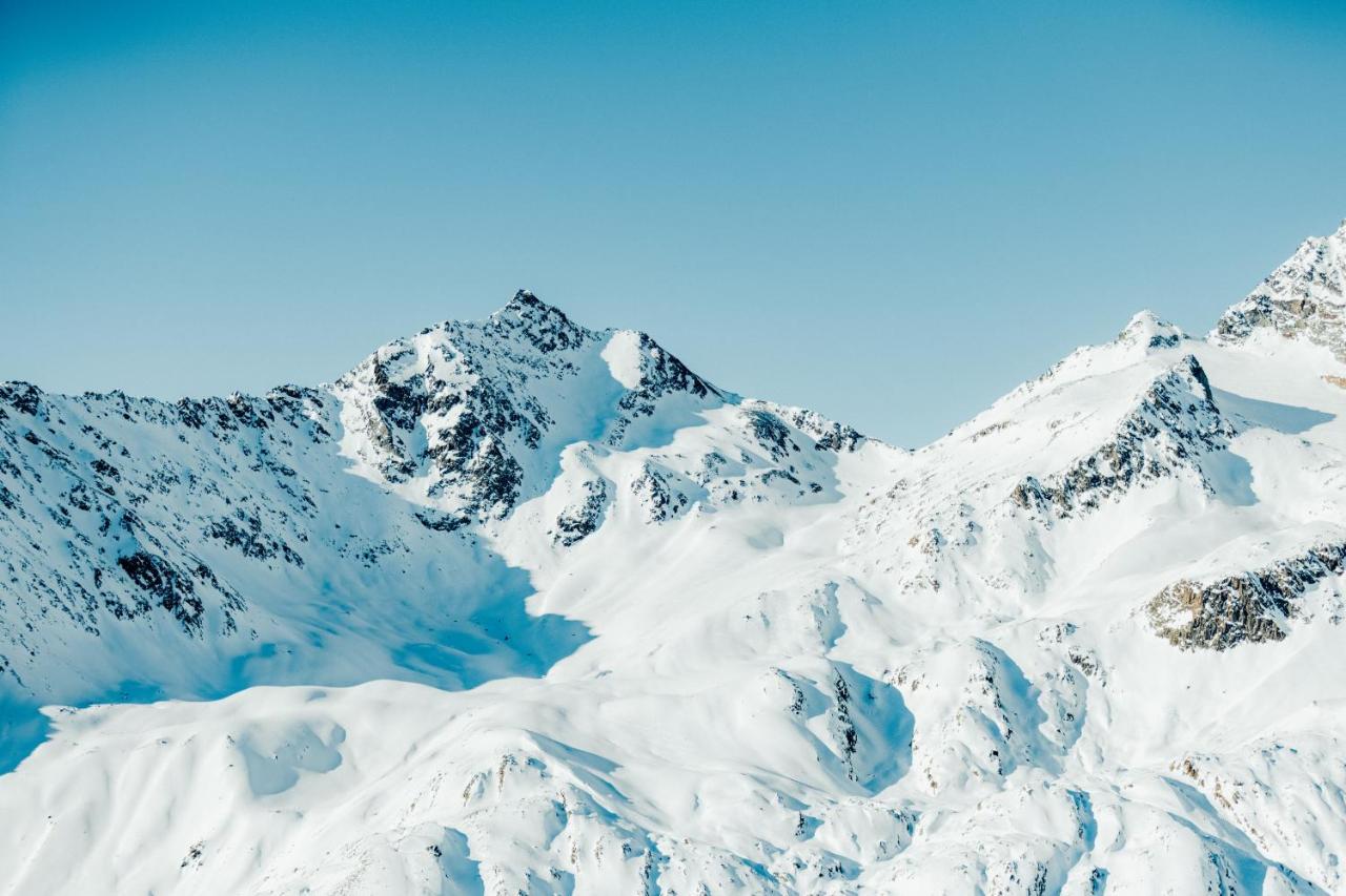 Hotel Mittagskogel Pitztal Sankt Leonhard im Pitztal Ngoại thất bức ảnh