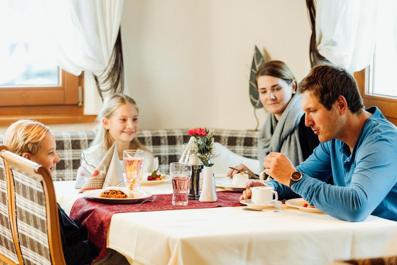 Hotel Mittagskogel Pitztal Sankt Leonhard im Pitztal Ngoại thất bức ảnh