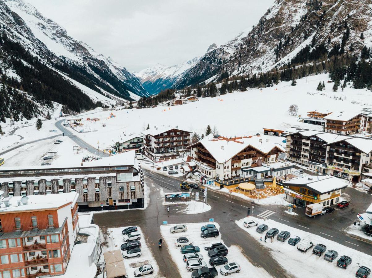 Hotel Mittagskogel Pitztal Sankt Leonhard im Pitztal Ngoại thất bức ảnh