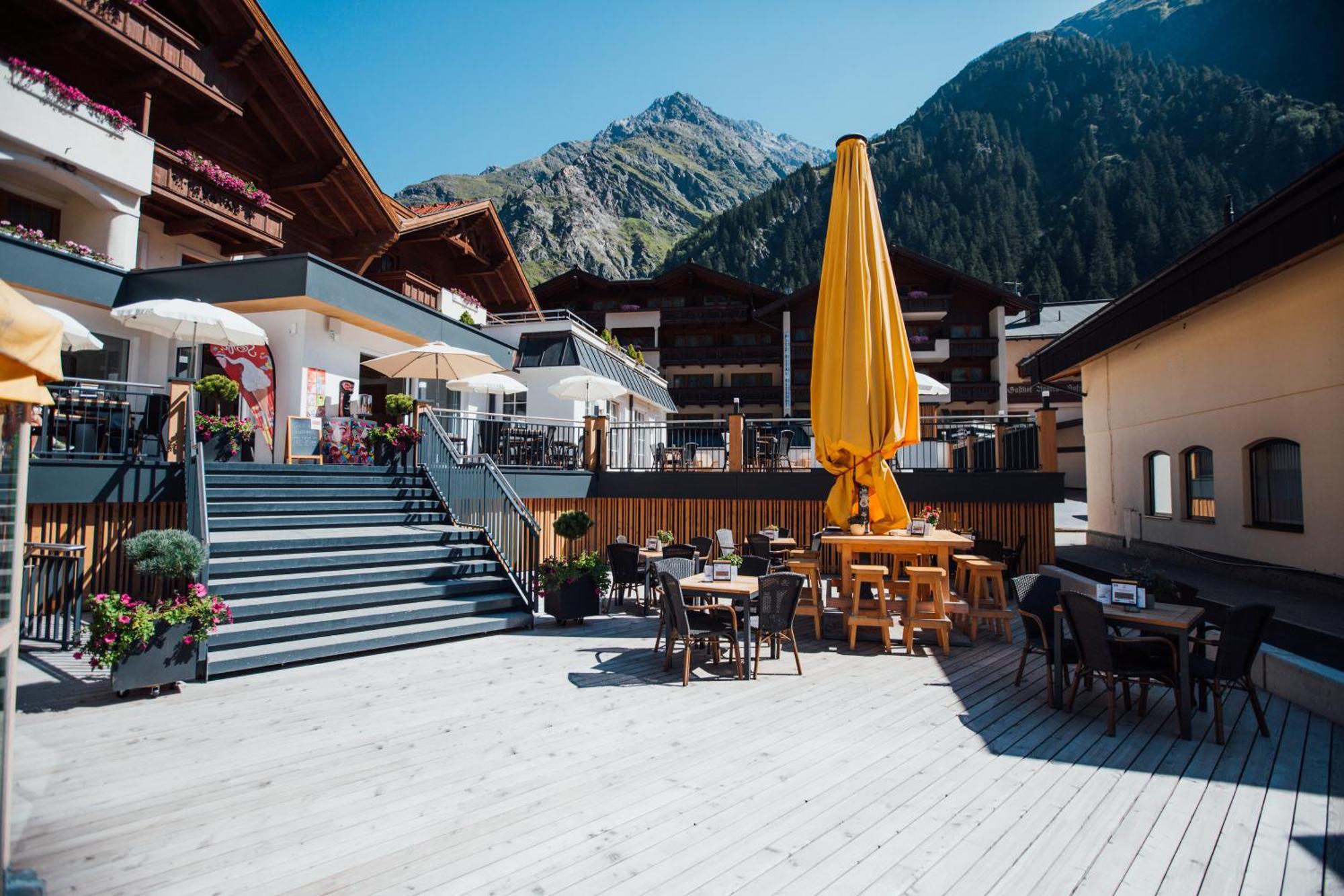 Hotel Mittagskogel Pitztal Sankt Leonhard im Pitztal Ngoại thất bức ảnh